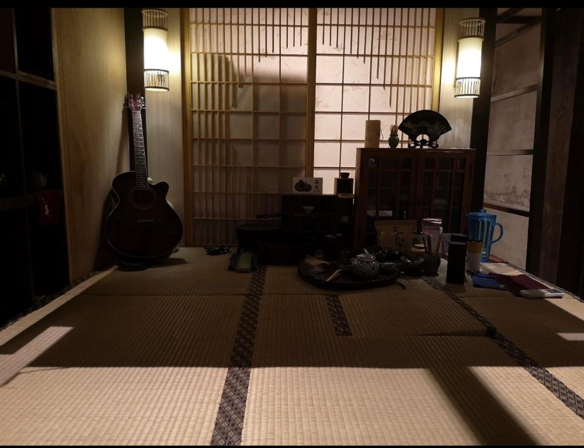 台甕茶室青年旅館 Tai-Wong Tatami Room Hostel Tainan Zewnętrze zdjęcie