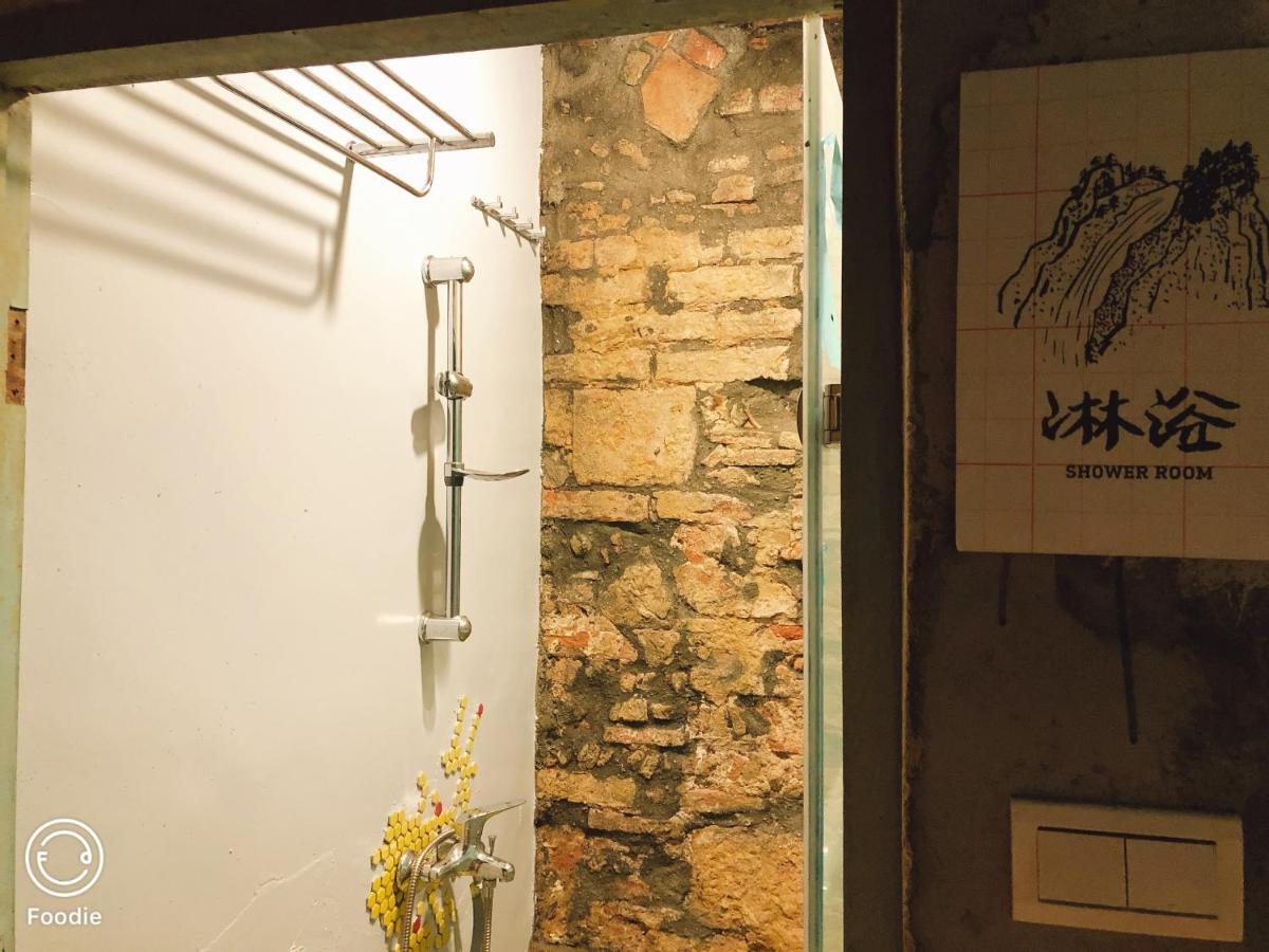 台甕茶室青年旅館 Tai-Wong Tatami Room Hostel Tainan Zewnętrze zdjęcie